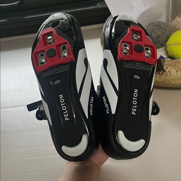 Peloton Women’s Bike Shoes Size 39 - Picture 5 of 5